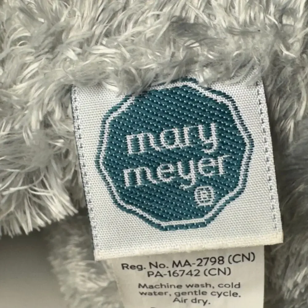 Mary Meyer Fab Fuzz Waffles Grey Gray Kitten Cat Soft Cuddly Adorable Blue Eyes
